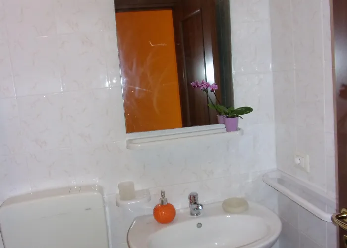 La Fontanella בית הארחה לצ'ה